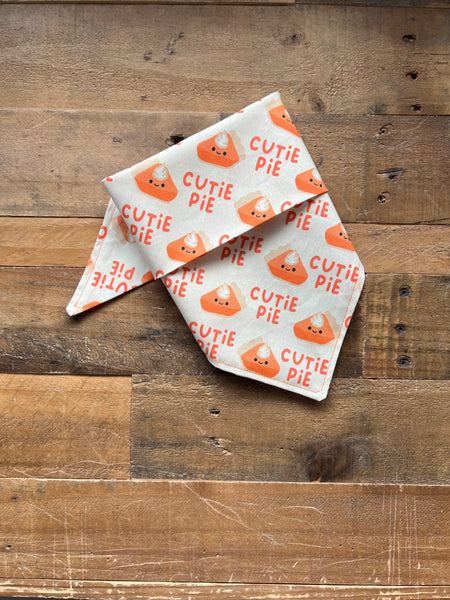 Cutie Pie and Pumpkin Pie Pattern on Beige Background Dog Bandana