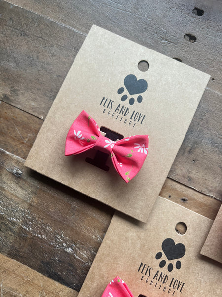 Dainty Daisy Pet Collar Bow