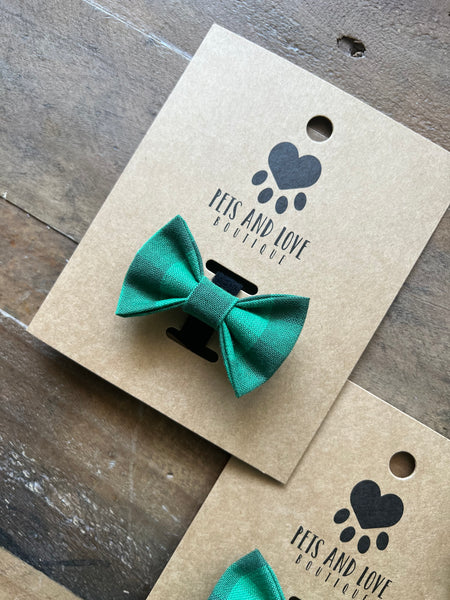 Christmas Green Pet Bow Tie