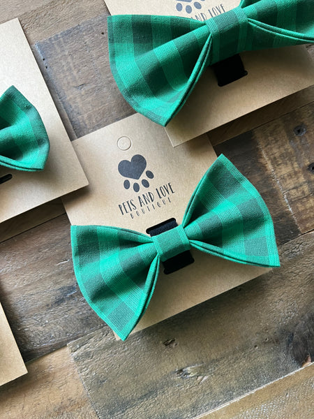 Christmas Green Pet Bow Tie