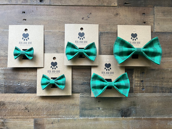 Christmas Green Pet Bow Tie