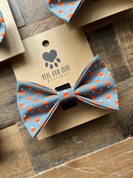 Gray background with tiny Candy corns pattern pet bow tie