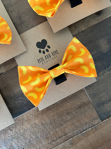 Macaroni Dog Bow Tie