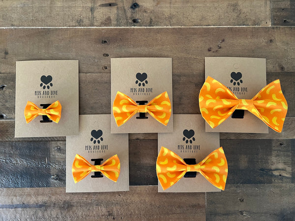 Macaroni Dog Bow Tie