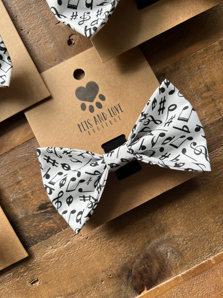 Music Notes Pet Bow Tie