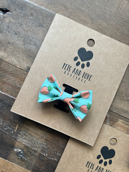 Peaches Pet Bow Tie