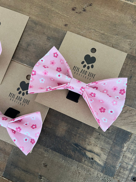 Retro Pink Daisy Pet Bow