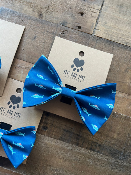 Christmas - Santa Jaws Dog Bow Tie